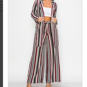 NWT Women's 2pc Stripe Collared Button Down Wide Leg Matching Suit Trend